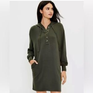 LOU & GRAY Signaturesoft  Hoodie Dress